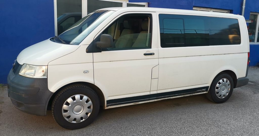 Bild des Angebotes Volkswagen T5 1.9TDI 8 Sitzer TÜV NEU 07.2028 AHK 4.8t. TOP