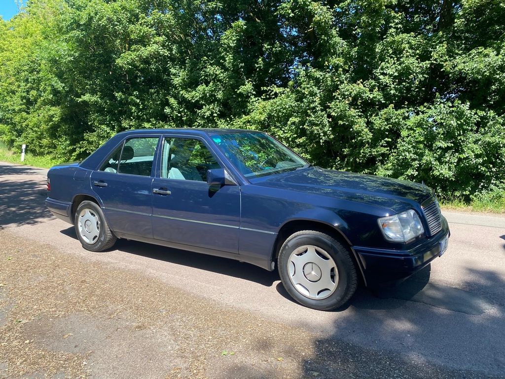 Bild des Angebotes Mercedes-Benz W124 E 280 | 88.700 km | H-Kennzeichen | 2. Hand