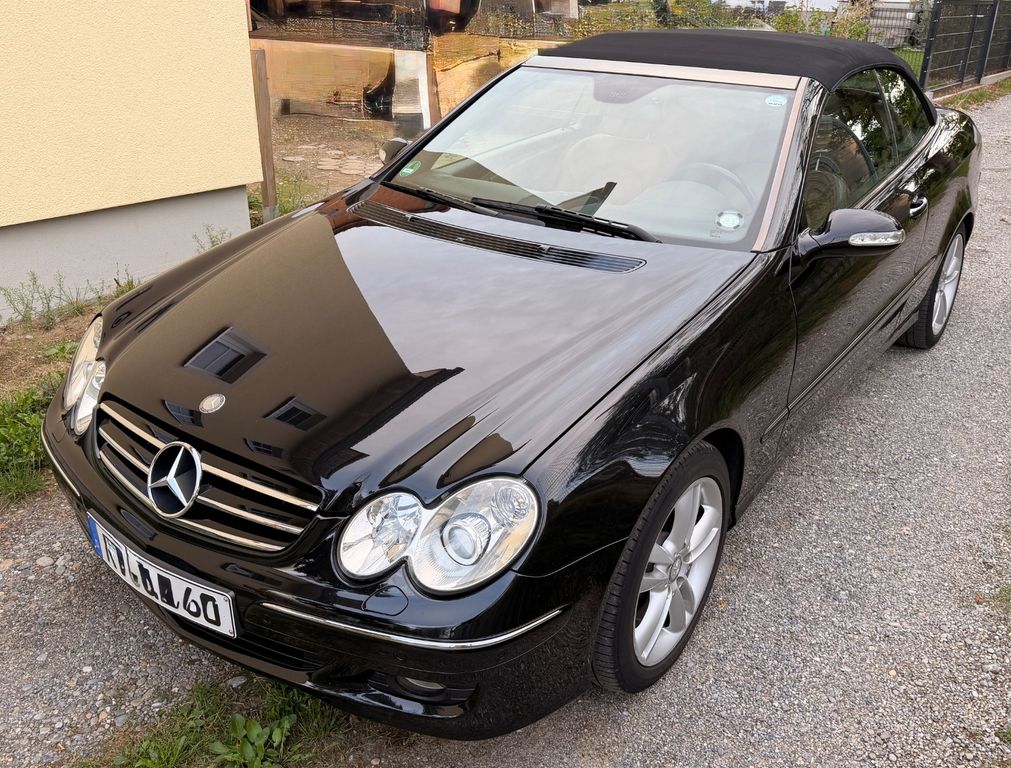 Bild des Angebotes Mercedes-Benz CLK 280 Cabrio AHK, Scheckheft, Garage, eSitz