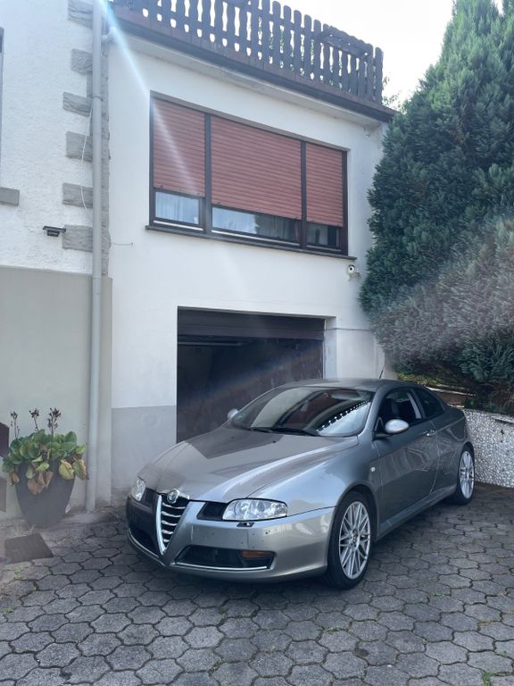 Bild des Angebotes Alfa Romeo GT 2.0 JTS 16V Distinctive Distinctive