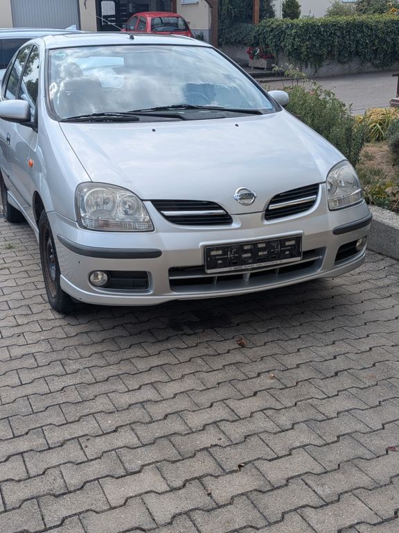 Nissan Almera Tino 1.8 TÜV bis 03/2028