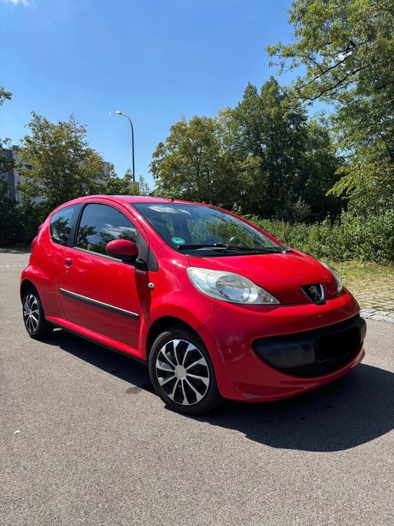 Bild des Angebotes Peugeot 107 Filou 70 Filou