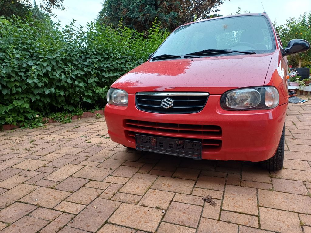 Suzuki Alto Baujahr 2001