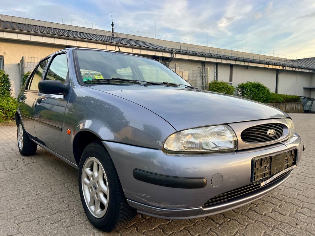 Ford Fiesta Style*ERSTBESITZ*KLIMA*SCHECKHEFT*TÜV-NEU