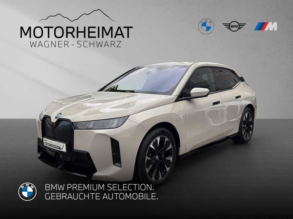 Bild des Angebotes BMW iX xDrive60 M Sport Luftf.Aktivlenk H&K 0,99%