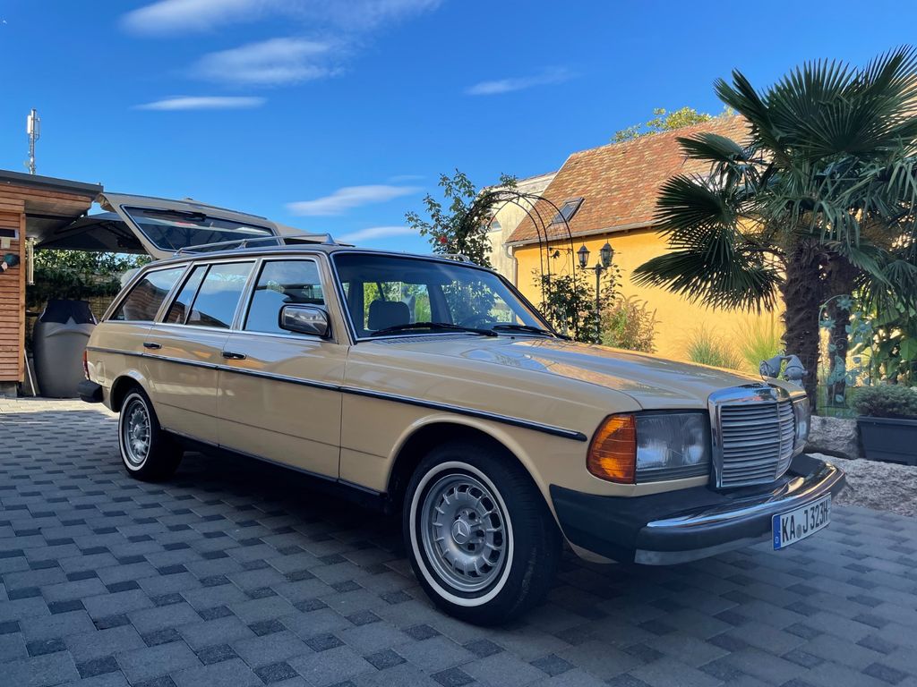 Bild des Angebotes Mercedes-Benz 300 TD Turbo