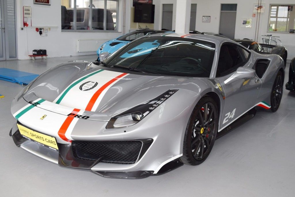 Bild des Angebotes Ferrari 488 Pista Pista Piloti Lifting TailorMade Carbon