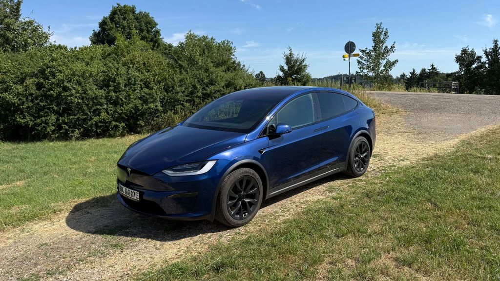 Bild des Angebotes Tesla Model X Plaid 1. Hand Garantie Yoke