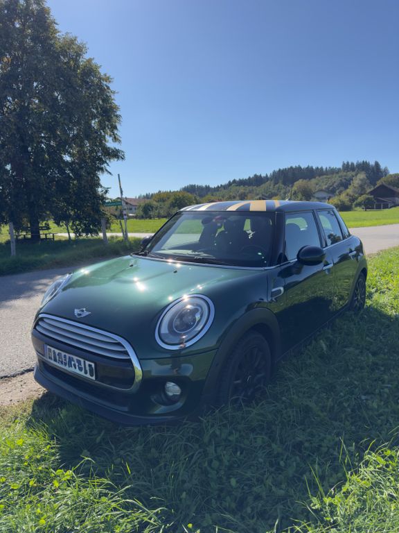 Bild des Angebotes MINI Cooper JCW Style TÜV + KD + Batterie TOP! 8 Fach