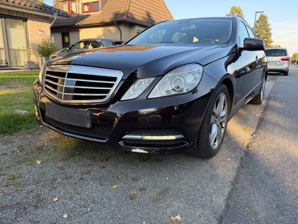 Bild des Angebotes Mercedes-Benz E 250 CGI T BlueEFFICIENCY Standard