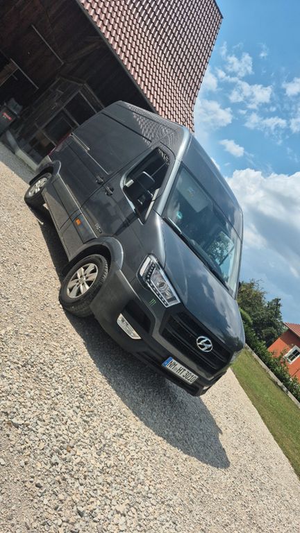 Hyundai H350