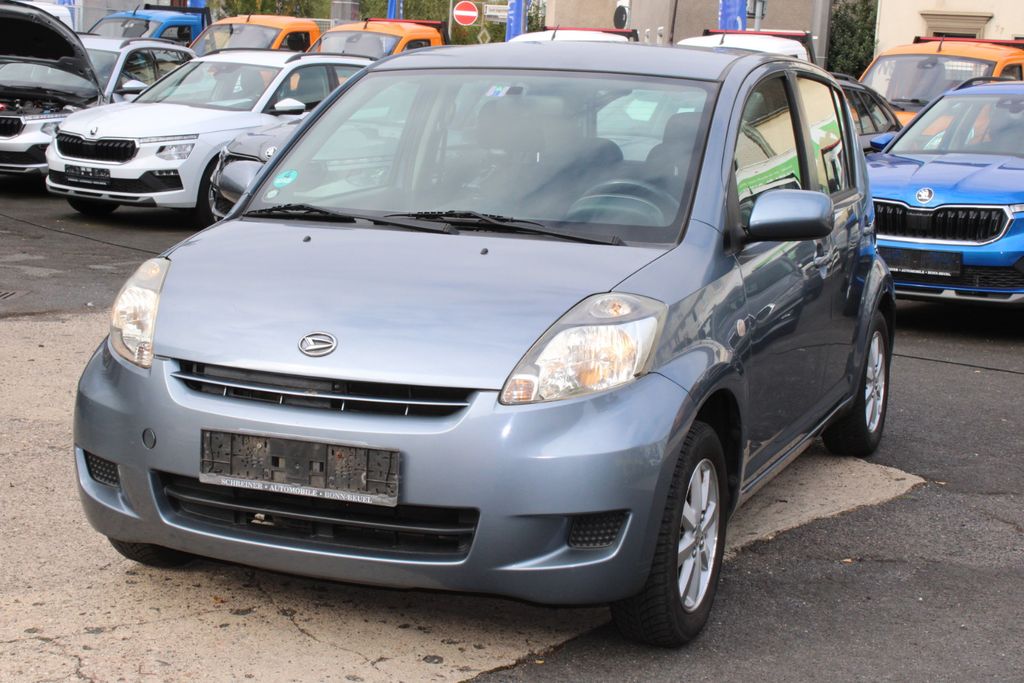 Bild des Angebotes Daihatsu Sirion 1,3 , Scheckheft 2. Hand Allwetterreifen