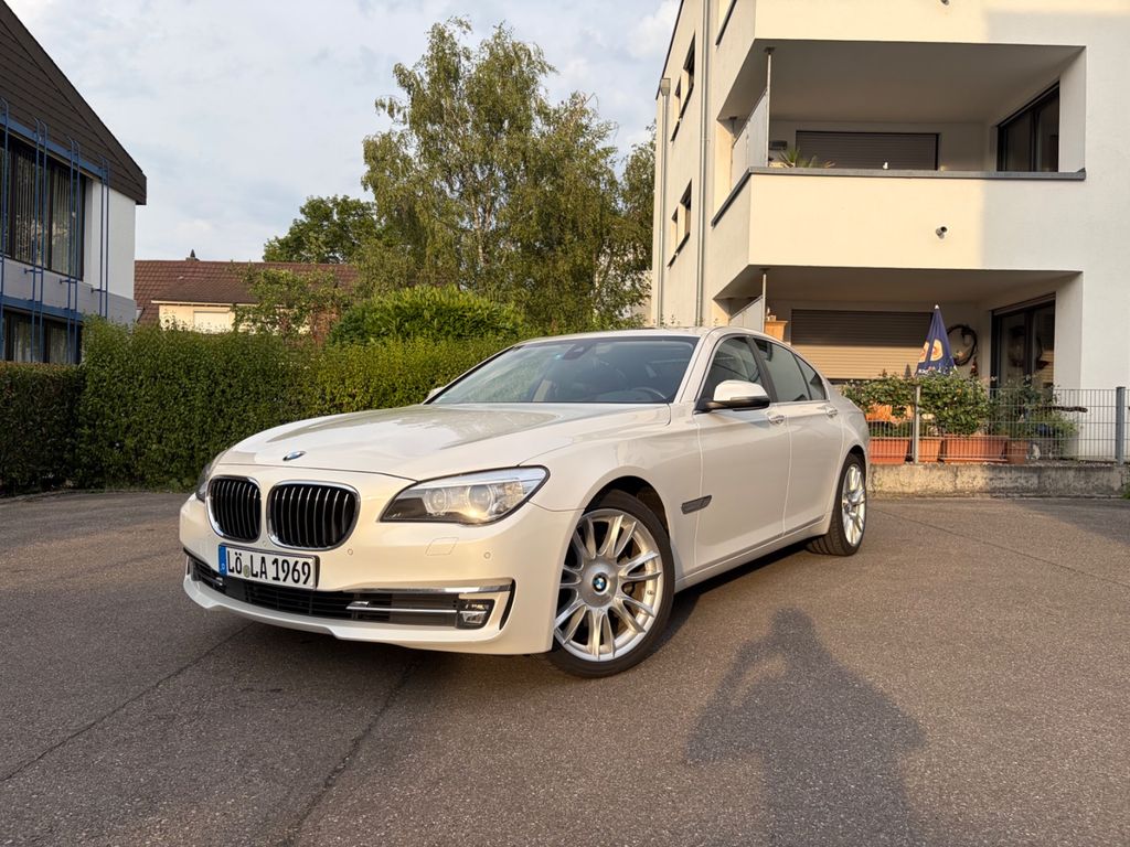 Bild des Angebotes BMW 740d xDrive -