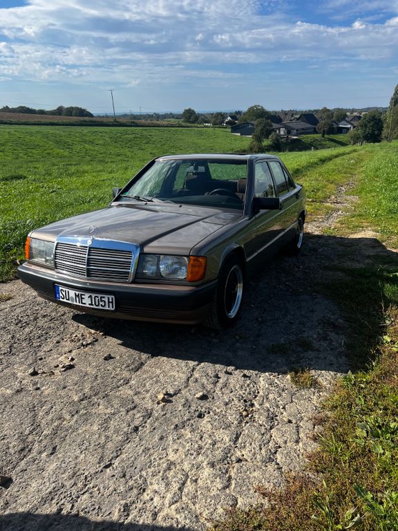 Mercedes-Benz 190