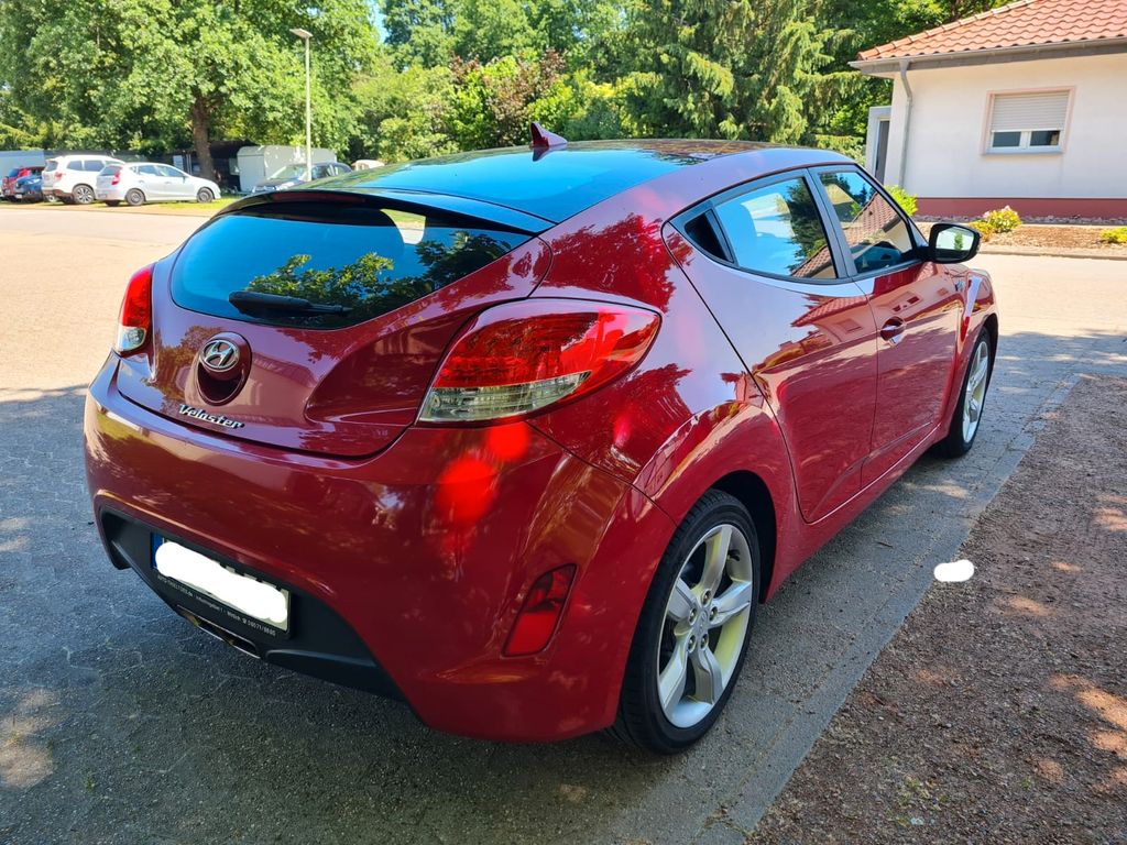 Bild des Angebotes Hyundai Veloster 1.6 GDI Premium blue, TÜV neu