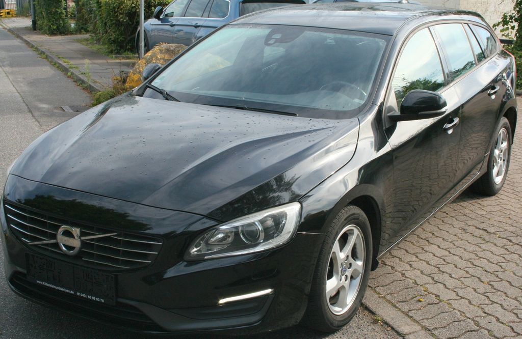 Bild des Angebotes Volvo V60 Kombi Kinetic