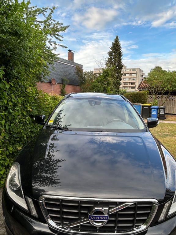 Bild des Angebotes Volvo XC60 D3 Summum Geartronic Summum