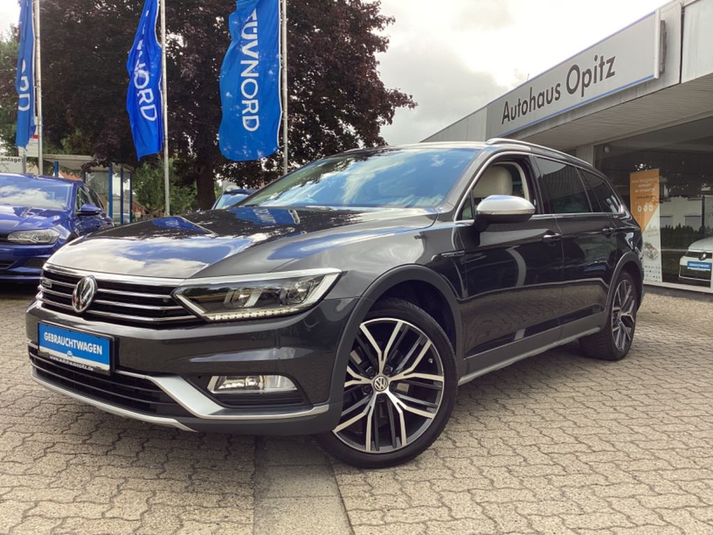 Bild des Angebotes Volkswagen Passat Alltrack 2.0 TDI DSG 4Motion *ZAHNR. NEU*