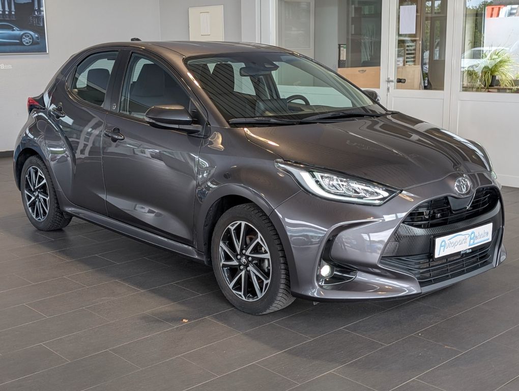 Bild des Angebotes Toyota Yaris 1.5 VVT-iE Team D LED*ACC*CarPlay*Kamera