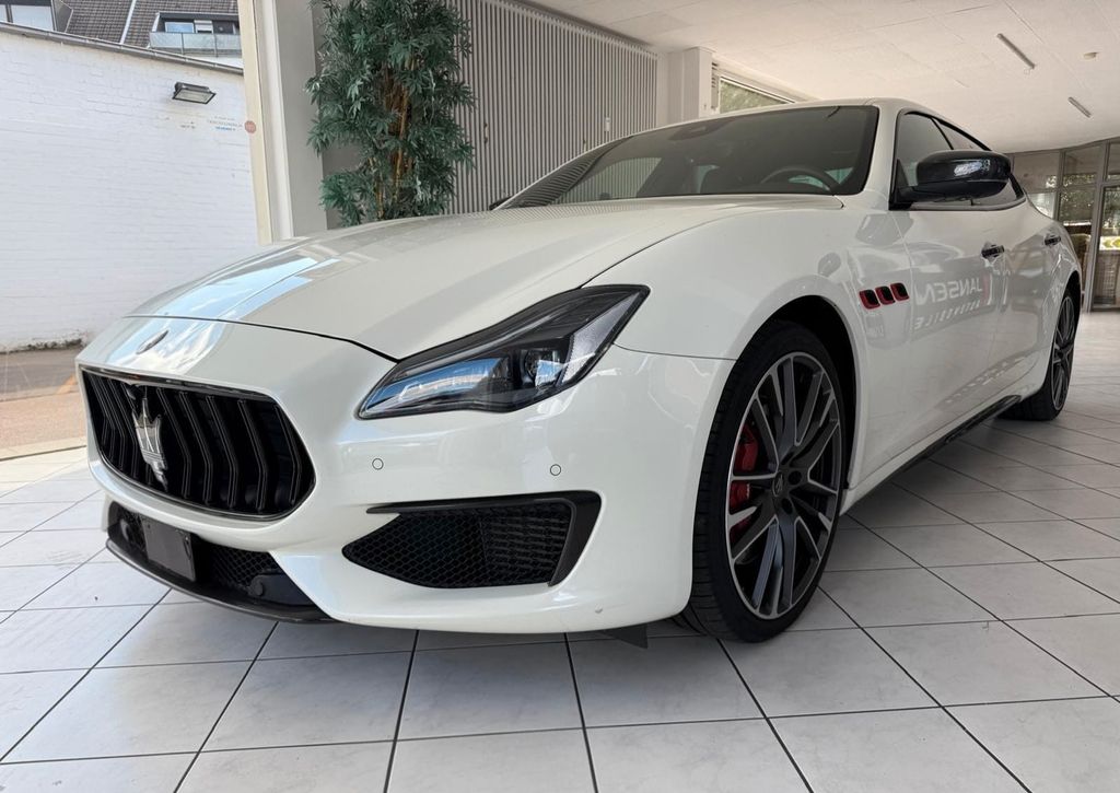 Bild des Angebotes Maserati Quattroporte Trofeo Full Option | Soft Close