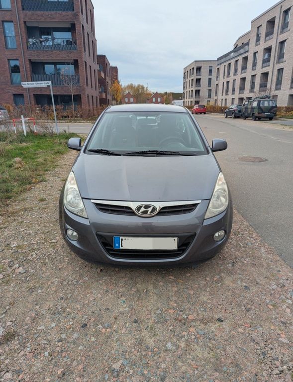 Bild des Angebotes Hyundai i20 1.4 CRDi, Color Pack, 96PS