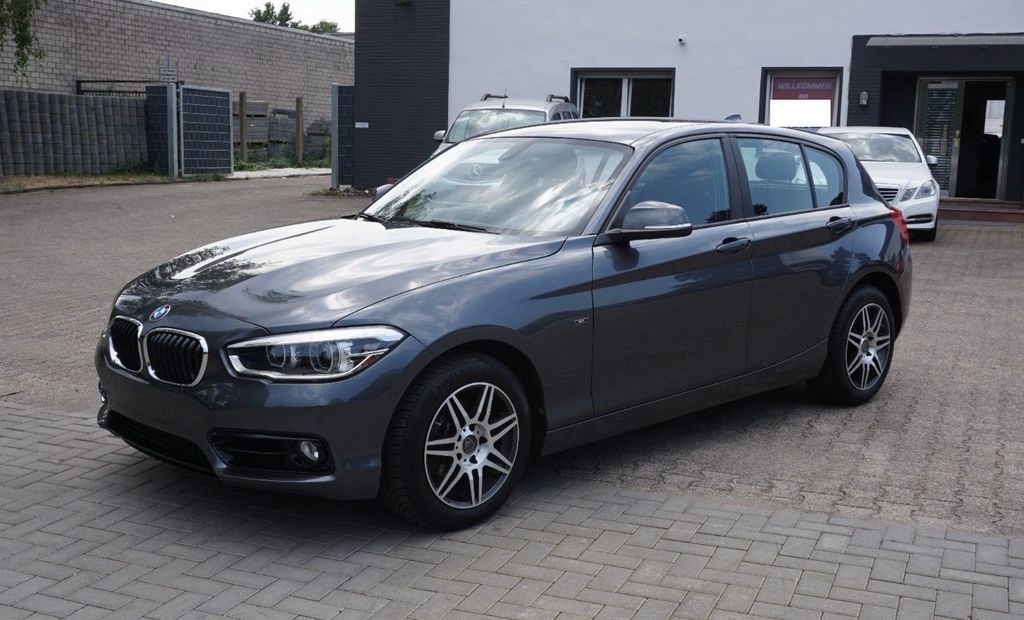 Bild des Angebotes BMW 118d xDrive Sport Line Sport Line Voll Leder