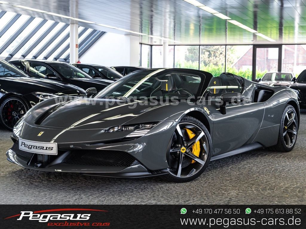 Bild des Angebotes Ferrari SF90 Spider GRIGIO SCURO / RACING SEATS