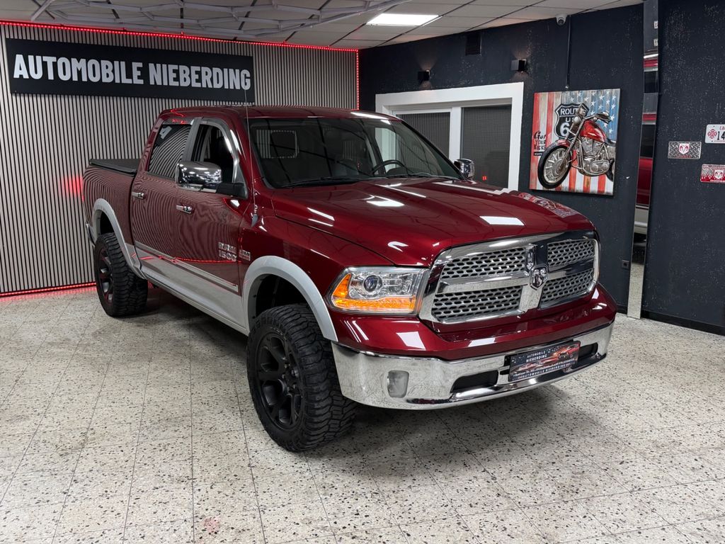 Bild des Angebotes Dodge RAM 1500 5.7 HEMI / 4X4 / Laramie / CrewCab /