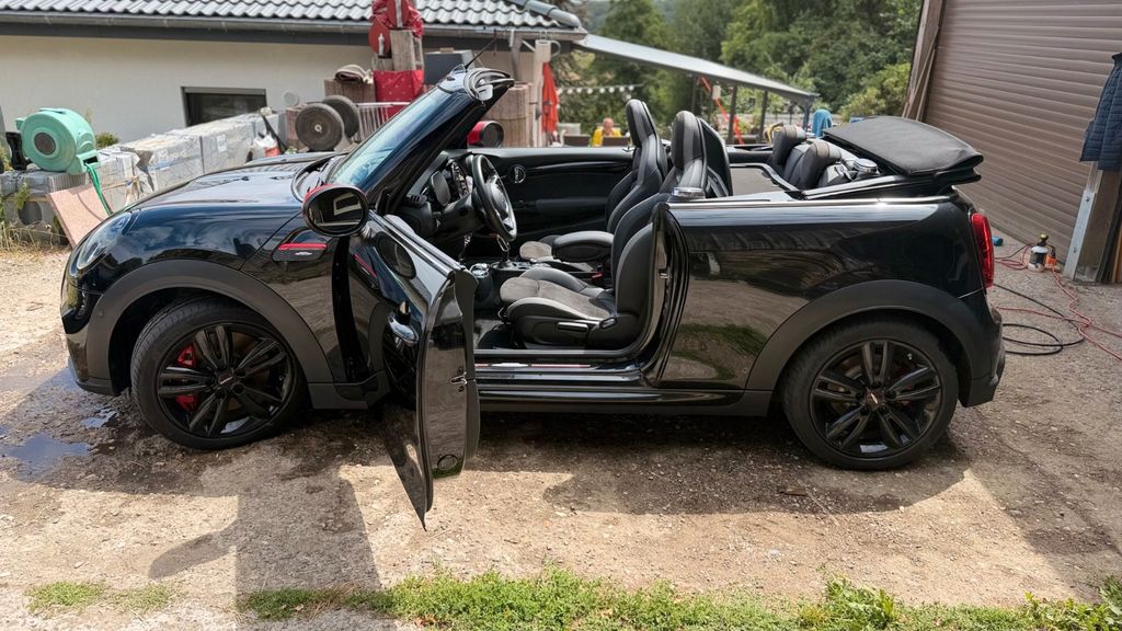 Bild des Angebotes MINI John Cooper Works Cabrio (231 PS) | Top