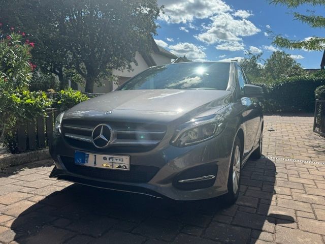 Bild des Angebotes Mercedes-Benz B 200- sehr gepflegt-  nur 26.000km