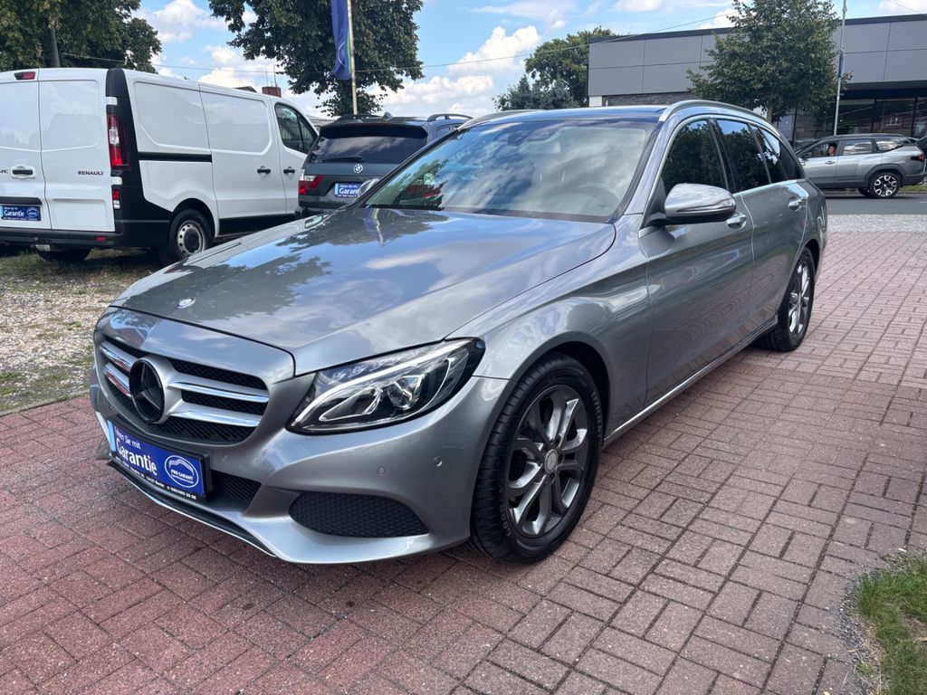 Bild des Angebotes Mercedes-Benz C 200+AUTOM+HEAD-UP+STANDHZG+NAVI+KLIMA+PANOD.++