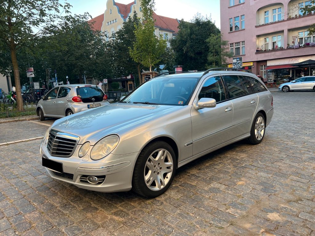 Bild des Angebotes Mercedes-Benz E 320 CDI T AVANTGARDE SPORTPAKET
