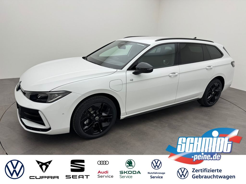 Bild des Angebotes Volkswagen Passat Variant 1.5 eHybrid DSG R-Line BlackAHK