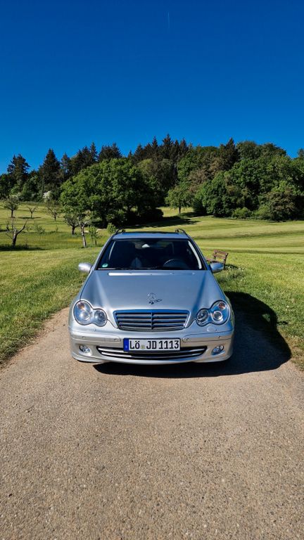 Bild des Angebotes Mercedes-Benz C220