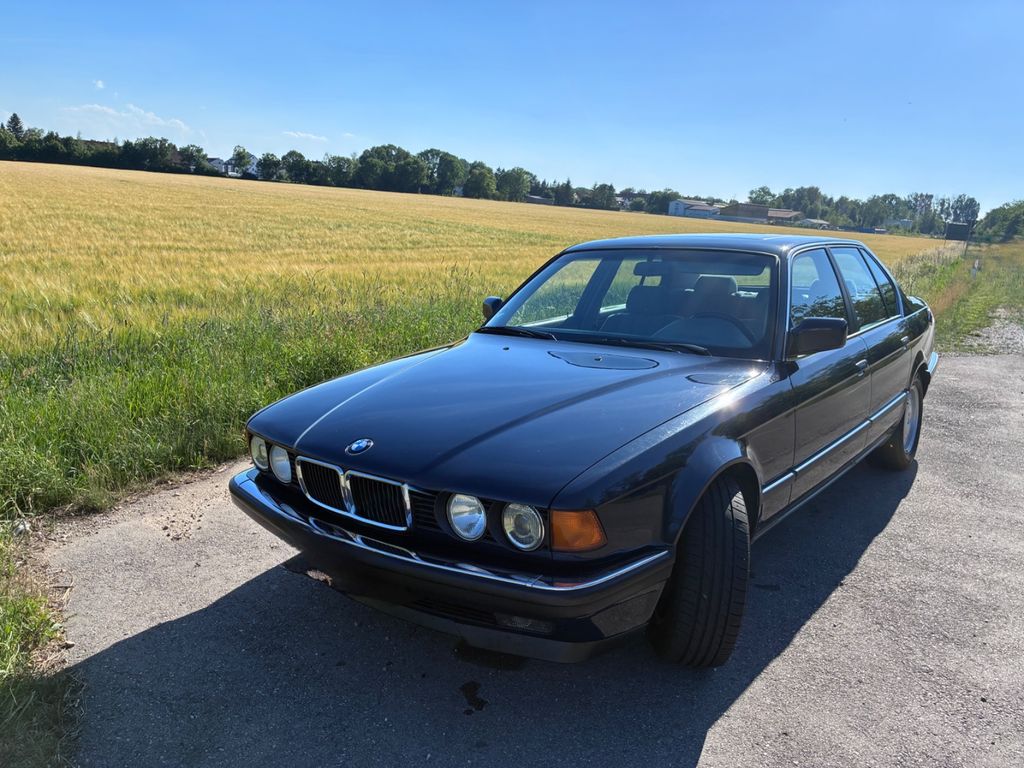 BMW 730