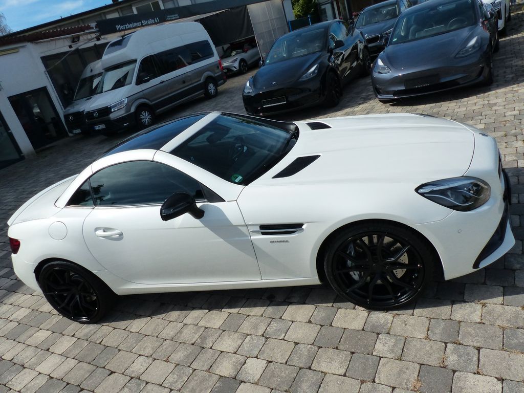 Bild des Angebotes Mercedes-Benz SLC 43 AMG Airscarf 19" Night Pano LED Garantie!