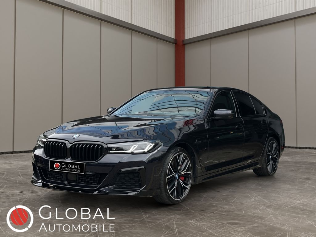 Bild des Angebotes BMW 545e xDrive M Sport°ACC°H/K°PANO°MEM°LED°