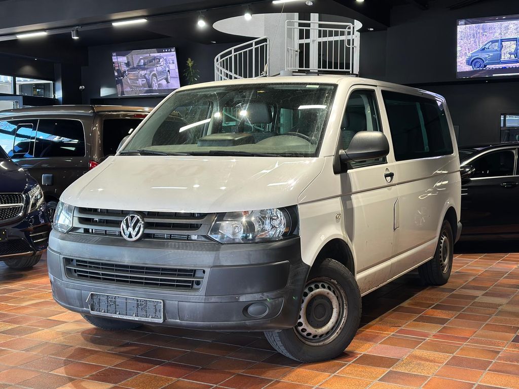 Bild des Angebotes Volkswagen T5 4MOTION KURZ 9SITZER KLIMA STANDHZ BUNDESWEHR