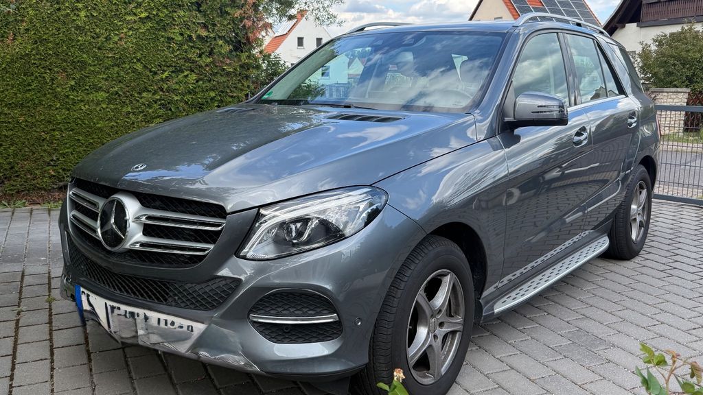 Bild des Angebotes Mercedes-Benz GLE 250 d 4MATIC | 71 TKM | sehr gepflegt | 2. H
