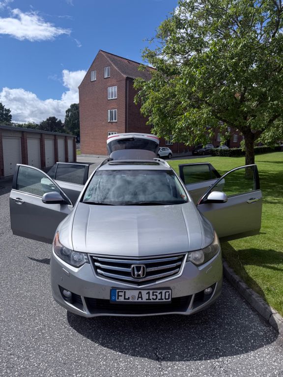 Bild des Angebotes Honda Accord Tourer 2.2 i-DTEC Executive Executive