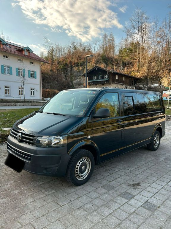 Bild des Angebotes Volkswagen T5 Caravelle | Langer Radstand & Innenausbau