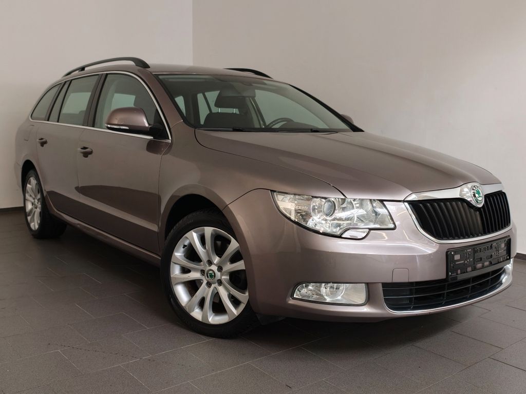Bild des Angebotes Skoda Superb Combi Ambition*82Tkm.*