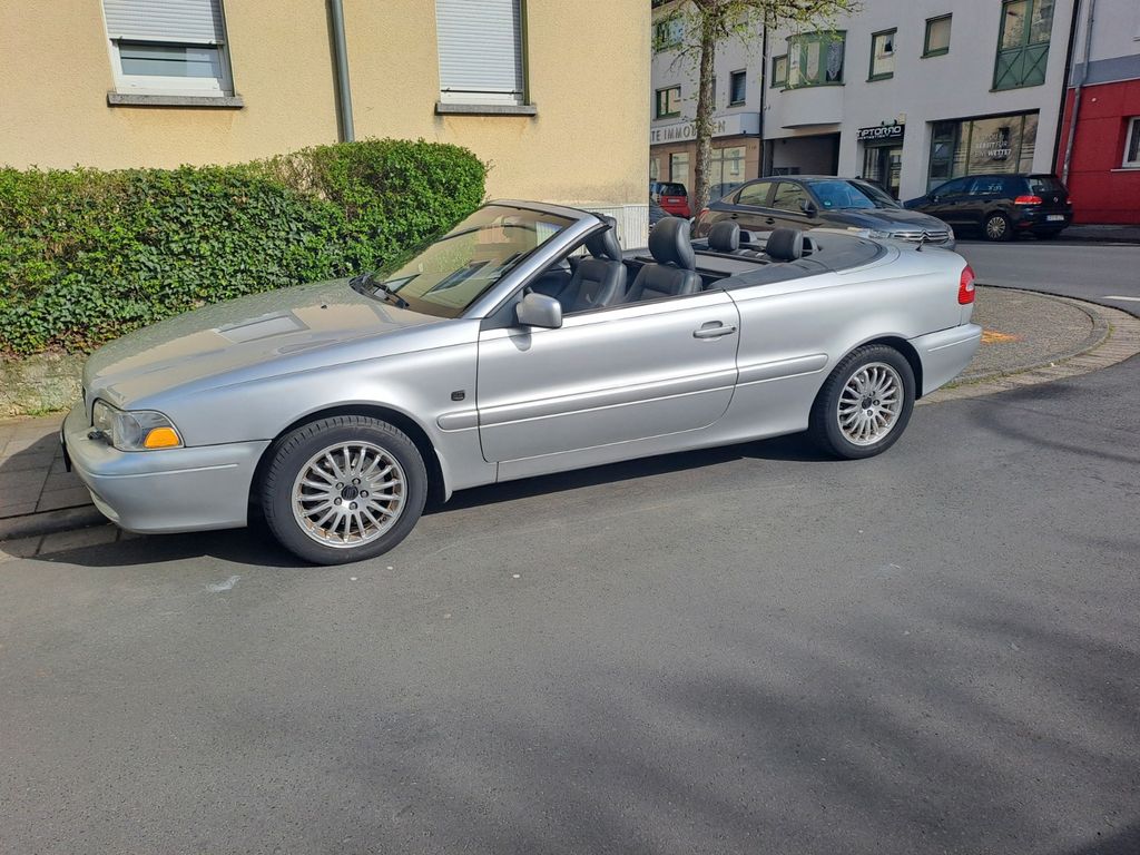 Bild des Angebotes Volvo C70 2.0T Cabriolet Comfort Comfort TÜV 04/2027