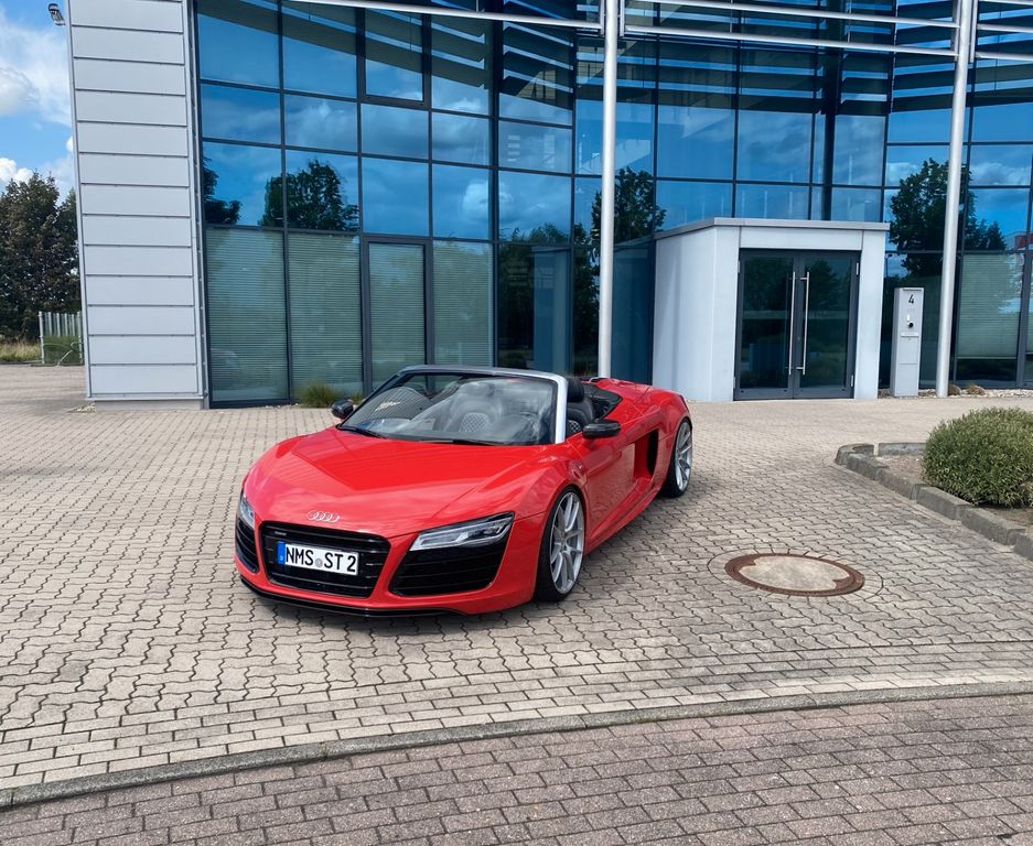 Bild des Angebotes Audi R8 Spyder 5.2 FSI quattro S-Tronic Cabron B&O