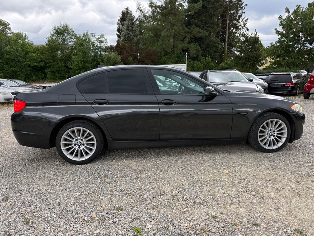 Bild des Angebotes BMW 528 5 Limousine 528 i Navi Leder PDC EURO 5