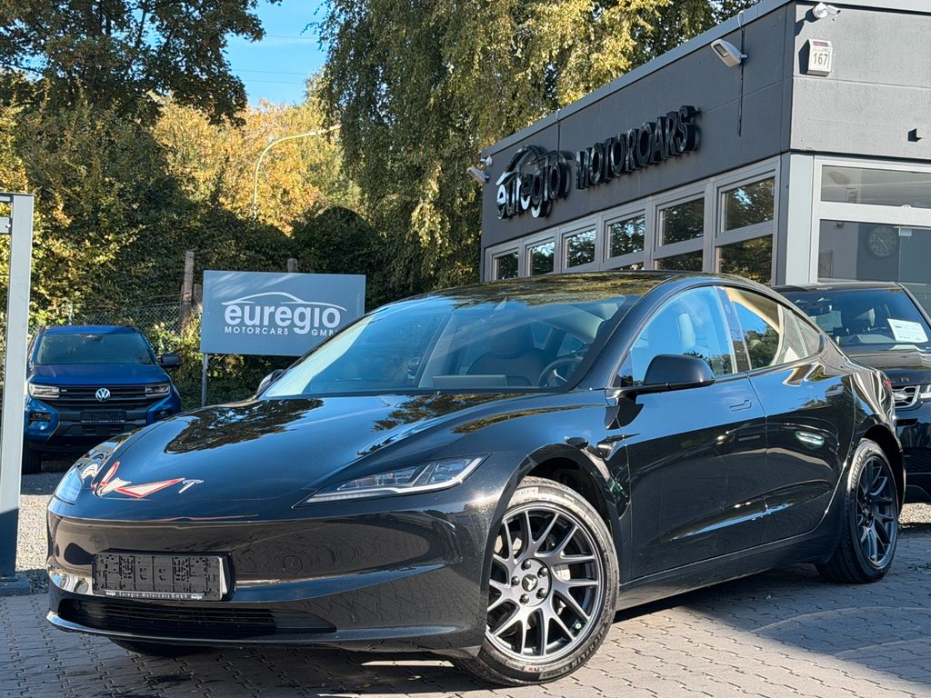 Bild des Angebotes Tesla Model 3 RWD 1 Hand - Panoramadach ///