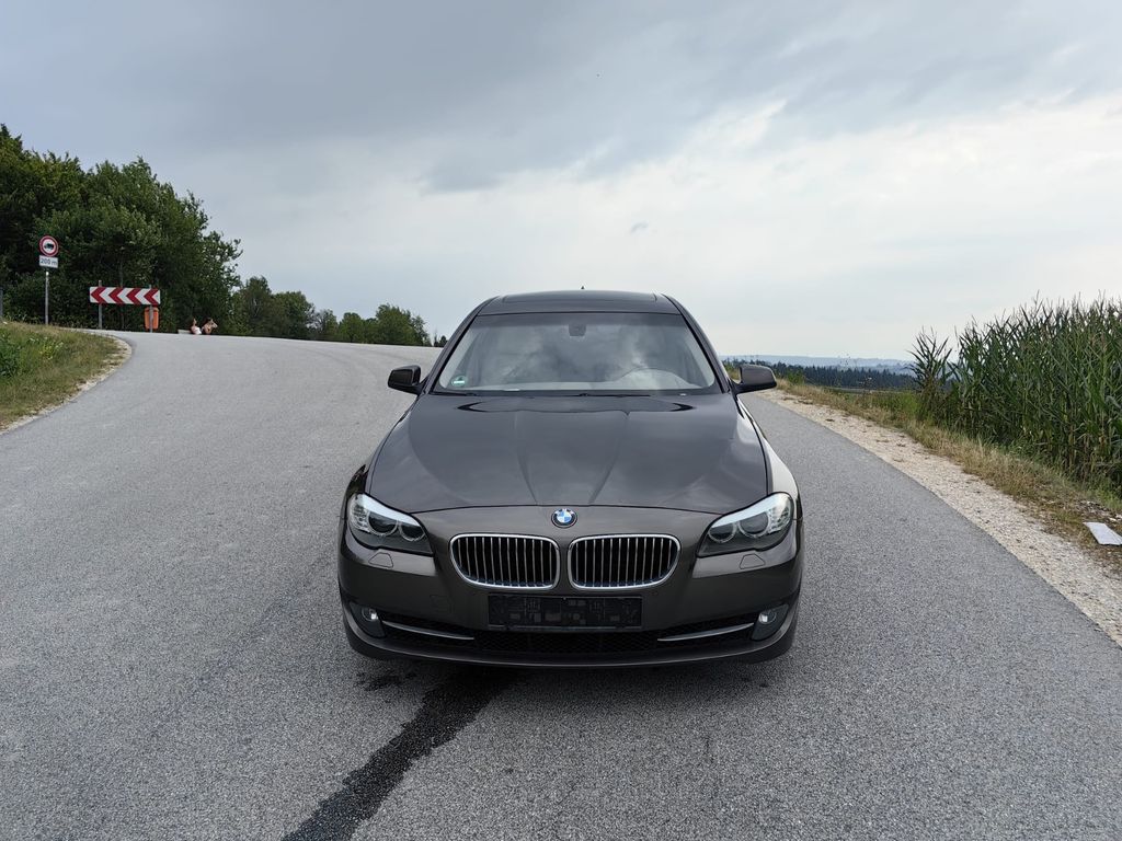 Bild des Angebotes BMW 523 i Limousine*Automatik*AHK