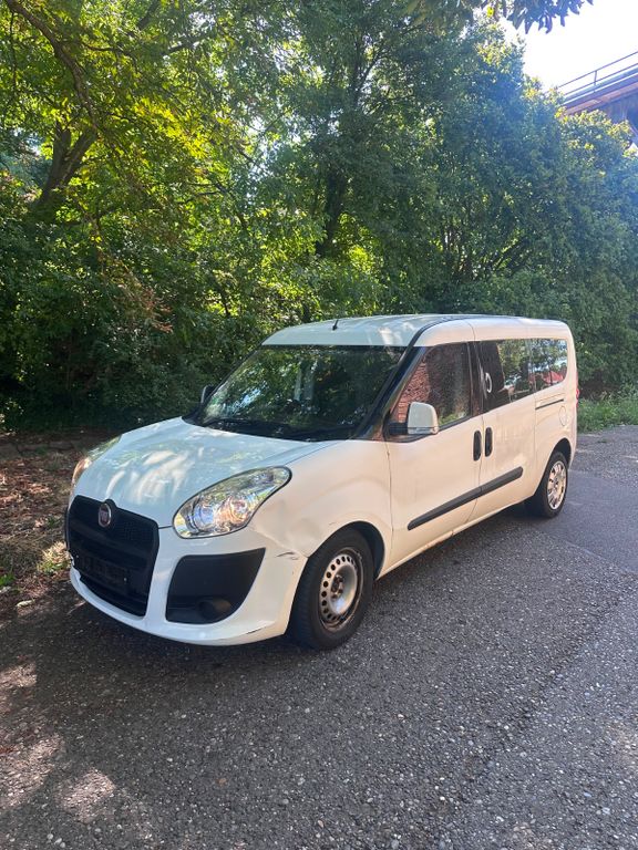 Bild des Angebotes Fiat Doblo Doblò Basis Maxi Kombi Rechtslenker