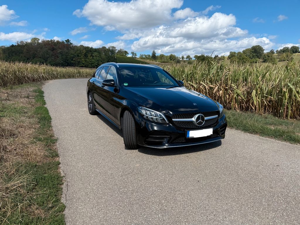 Bild des Angebotes Mercedes-Benz C 300 de T Autom. AMG Line