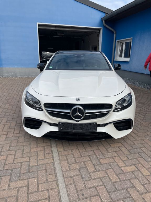 Bild des Angebotes Mercedes-Benz E 63 S AMG 4MATIC+
